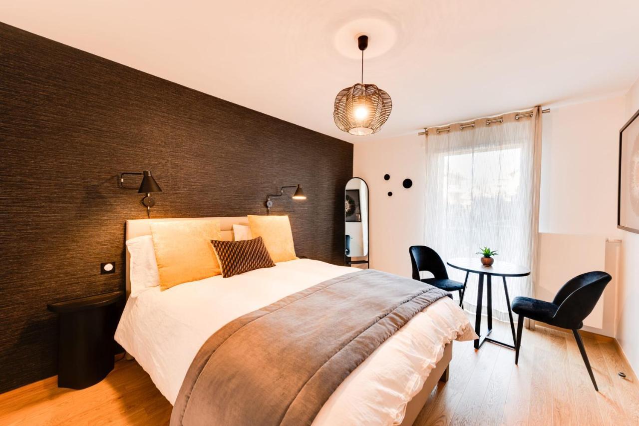 Le Reposoir - New 2 Bedroom Apartment With Terrace & Garage Annecy Eksteriør bilde